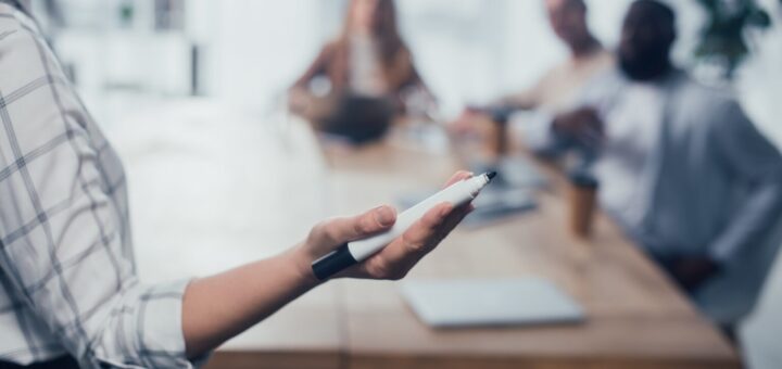 cropped view of businesswoman 1536x1025